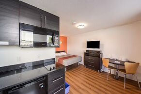 Motel 6 Cranbrook, BC