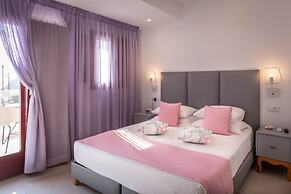 Mar n Mar Crown Hotel and Suites