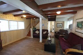 Riverview Cottages