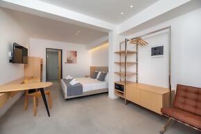Nikos Hotel