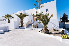 Nikos Hotel