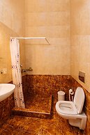 Nikos Hotel