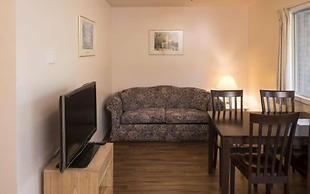 Beachside Motel