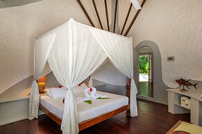 Nika Island Resort & Spa