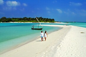 Nika Island Resort & Spa