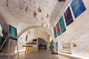Nika Island Resort & Spa