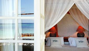 Nika Island Resort & Spa