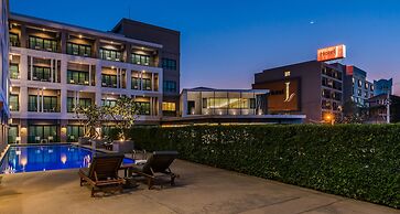Hotel J Residence
