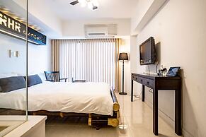 Royal Hotel