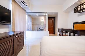 Royal Hotel