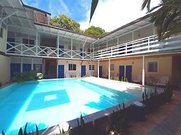 Lizard King Hotel & Suites