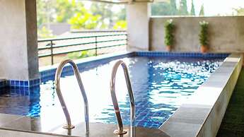 B2 Sea View Pattaya Boutique & Budget Hotel