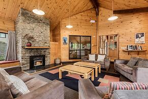 Altamont Lodge