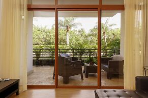 Sybaris Residences