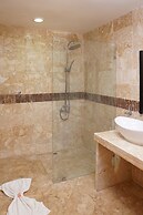 Sybaris Residences