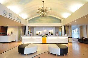 Flipper House Hotel