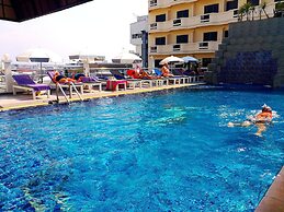 Flipper House Hotel