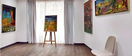 Serotel Suites