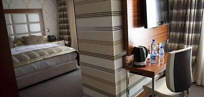 Grand Park Hotel