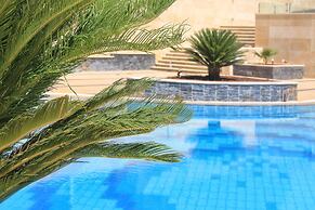 Grand Park Hotel