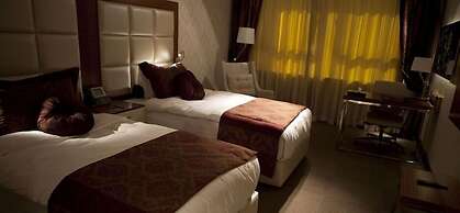 Grand Park Hotel