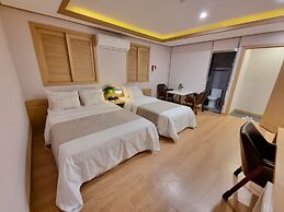 Lex Tourist Hotel