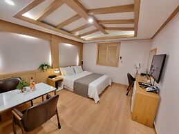 Lex Tourist Hotel