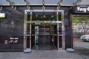 Lex Tourist Hotel