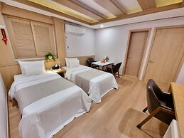Lex Tourist Hotel