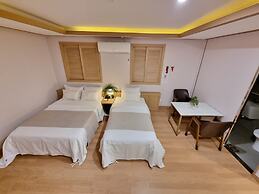 Lex Tourist Hotel