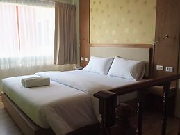 Phuket Ecozy Hotel