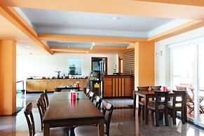 Phuket Ecozy Hotel