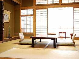 Mikuniya