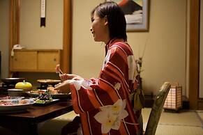 Mikuniya