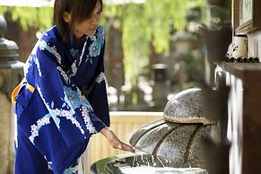 Mikuniya