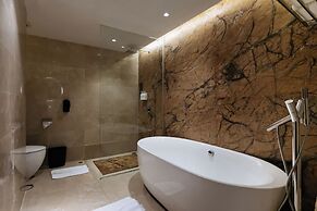 Swiss-Belhotel Harbour Bay