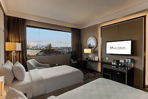 Swiss-Belhotel Harbour Bay