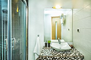 Anna Hotel