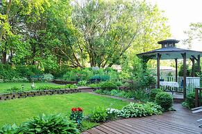 Susan's Villa B&B by Elevate Rooms