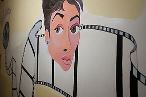 Hotel Cine Holiday