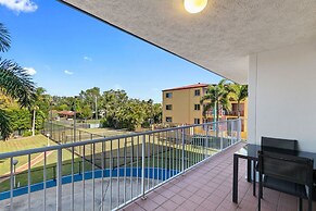 White Crest Apartments