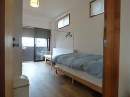 Guesthouse Hyakumanben Cross