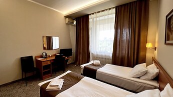 Olympia Hotel