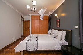 Meltonia Luxury Suites