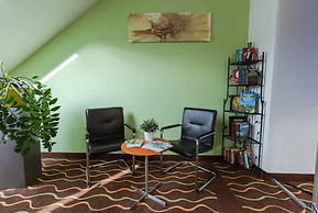 Hotel Arooma
