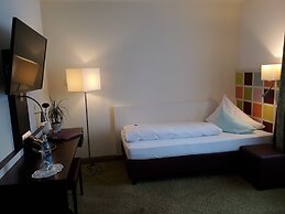 Hotel Arooma