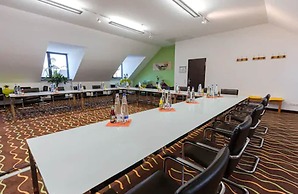 Hotel Arooma