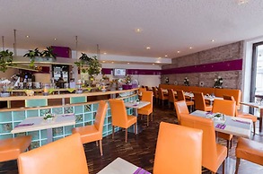 Hotel Arooma