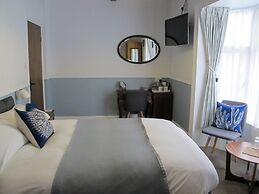 Stone's Throw Guesthouse