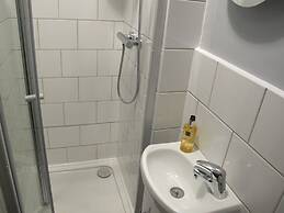 Stone's Throw Guesthouse